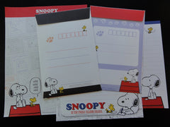 z Peanuts Snoopy Letter Sets - D