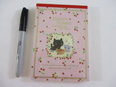 Cute Kawaii San-X Kutusita Nyanko Cat 4 x 6 Inch Notepad / Memo Pad - Stationery Designer Paper Collection