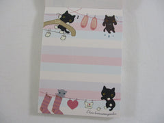 Cute Kawaii San-X Kutusita Nyanko Cat Mini Notepad / Memo Pad - D - Vintage and Rare